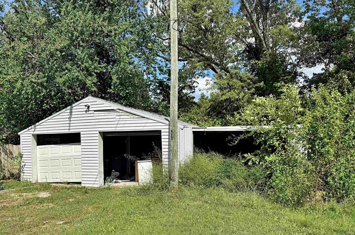 Property Photo:  1559 Scenic Hill Road  IN 47553 
