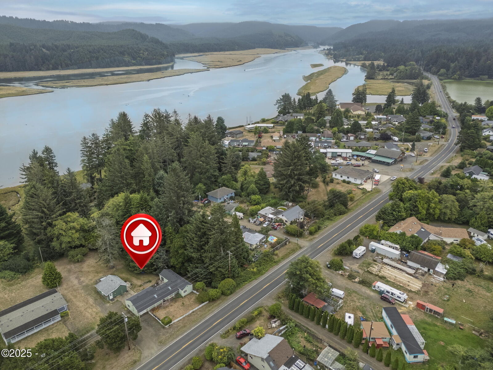 Property Photo:  2350 E Alsea Highway  OR 97394 