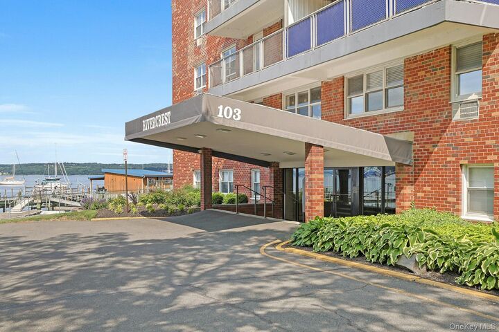 Property Photo:  103 Gedney Street 1M  NY 10960 