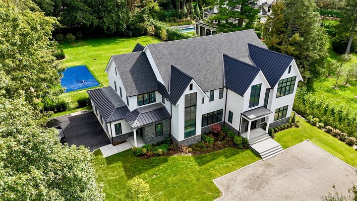 Property Photo:  6 Cooper Road  NY 10583 