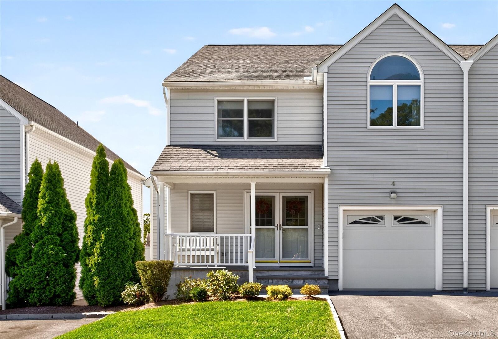 Property Photo:  4 Larissa Lane  NY 10594 