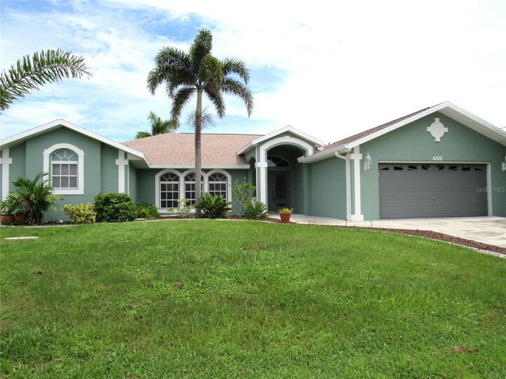Property Photo:  4202 Perch Circle  FL 33948 