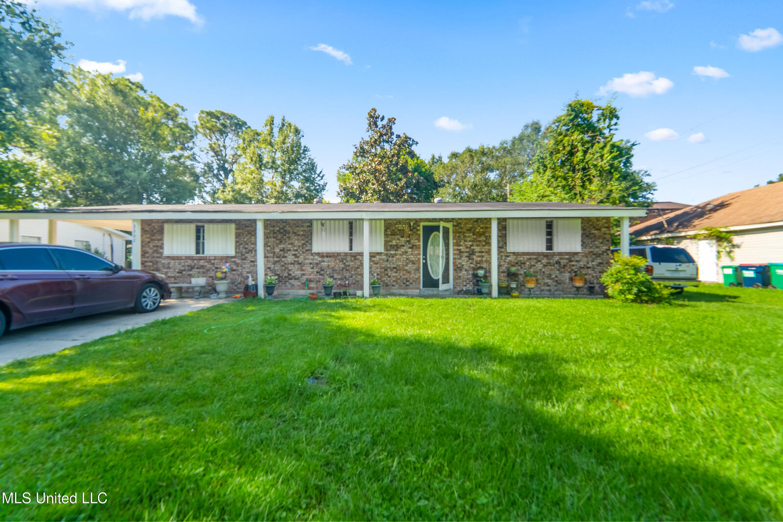 Property Photo: 3302 New York Avenue MS 39581