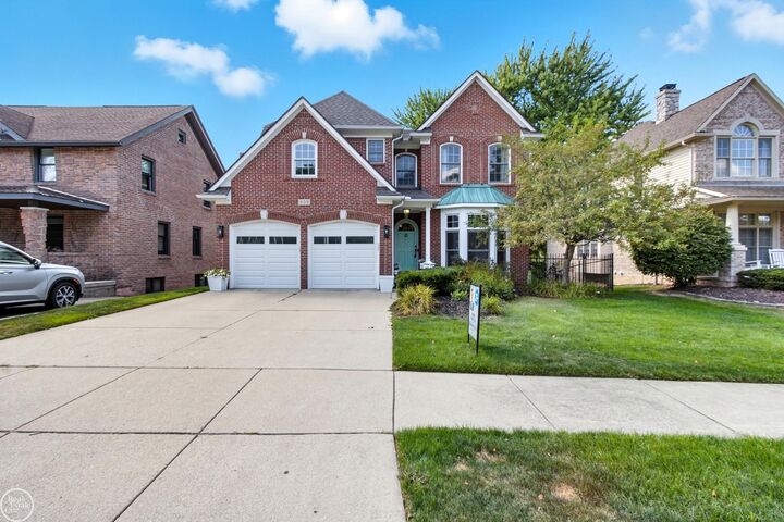 Property Photo:  339 N Alice Avenue  MI 48307