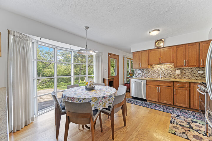 Property Photo: 2515 Pebbleford Lane IL 60026