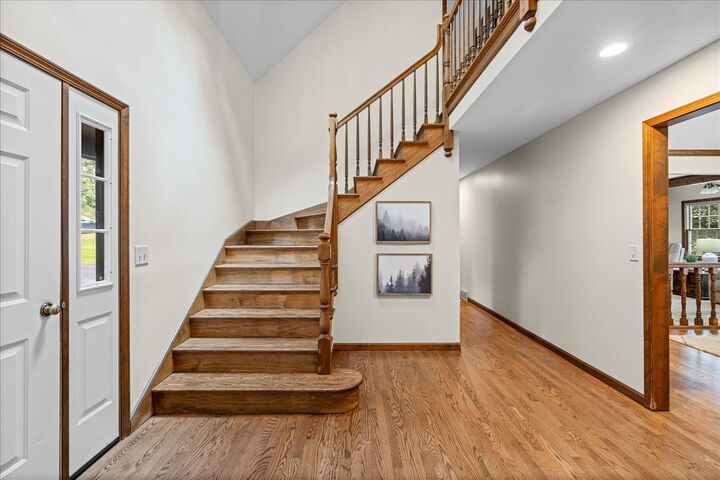 Property Photo: 3302 Jasmine Court IL 60012