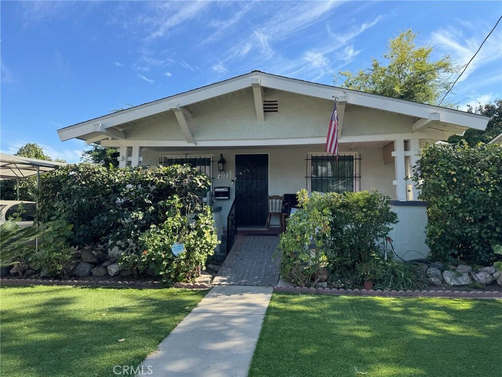 Property Photo: 400 Flower Street CA 91104