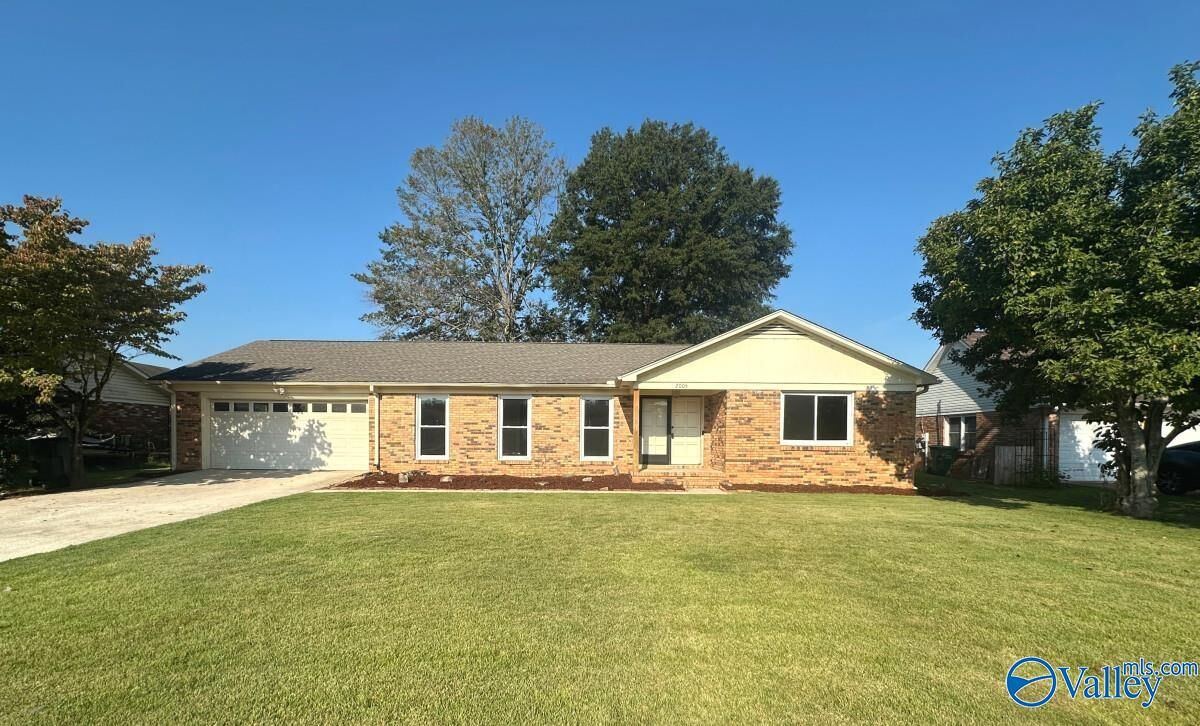 Property Photo: 2005 Clayton Avenue SW AL 35603