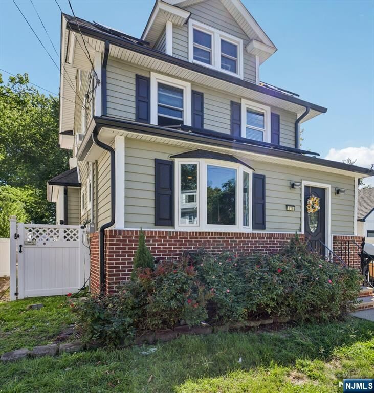 Property Photo: 315 Hemlock Street NJ 07204