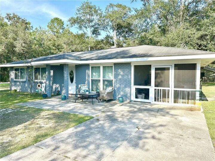 Property Photo: 65174 Highway 41 Highway LA 70452