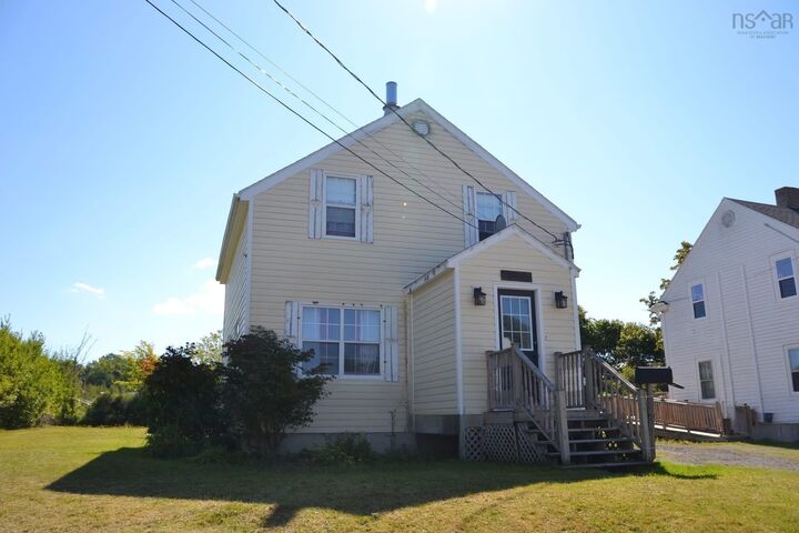 Property Photo:  397 Shelburne Street  NS B2H 3K7 