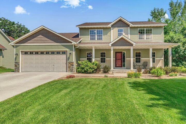 Property Photo:  1100 Madison Court  MN 56377 