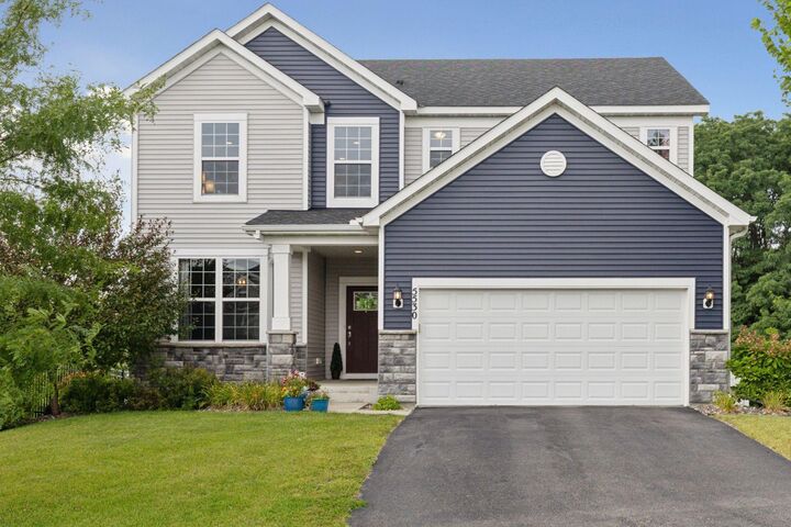 Property Photo:  5530 Annapolis Lane N  MN 55446 