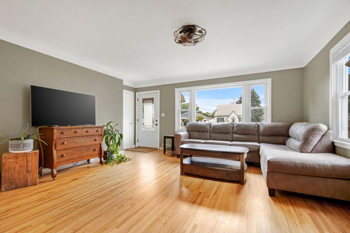 Property Photo: 233 Richmond Street W MN 55075