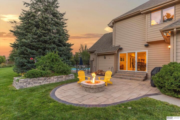 17070 Pasadena Court  Omaha NE 68130 photo