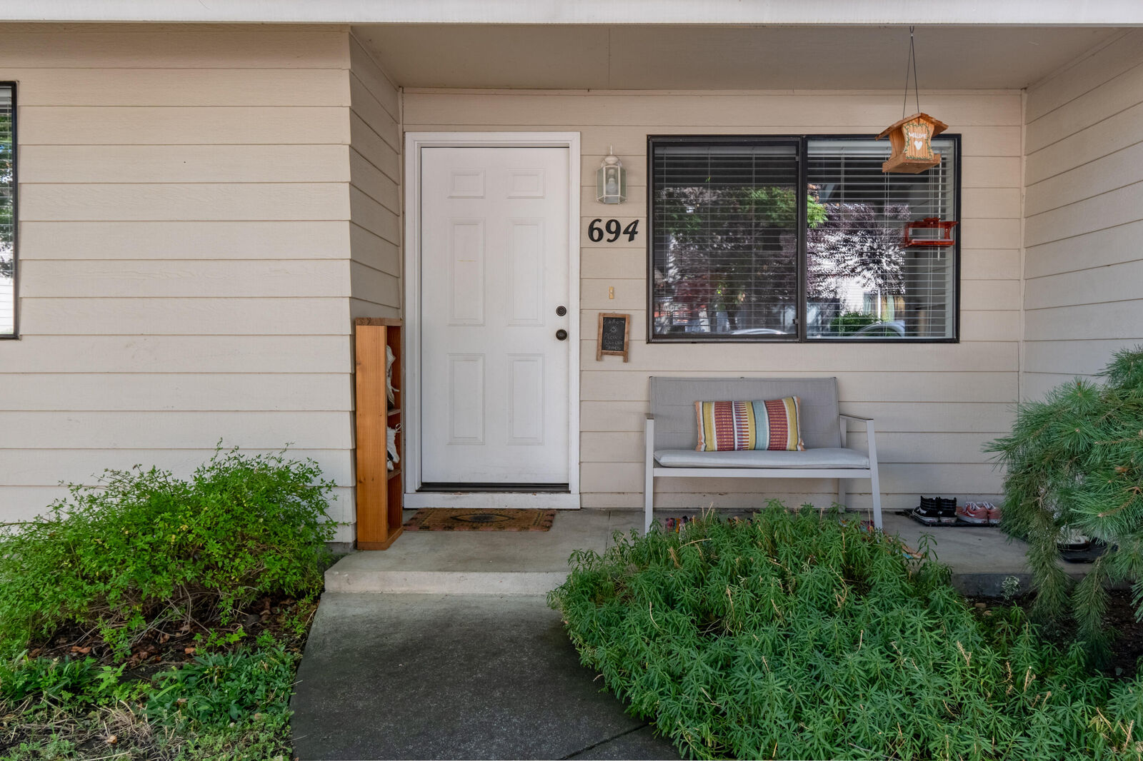 Property Photo:  694 Normal Avenue  OR 97520 