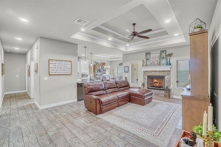 Property Photo: 2116 Longhorn Trail OK 73521