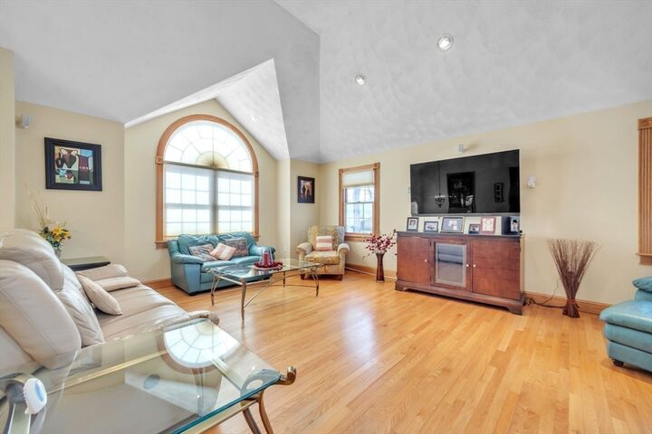 18 Baldwin Rd  Billerica MA 01821 photo