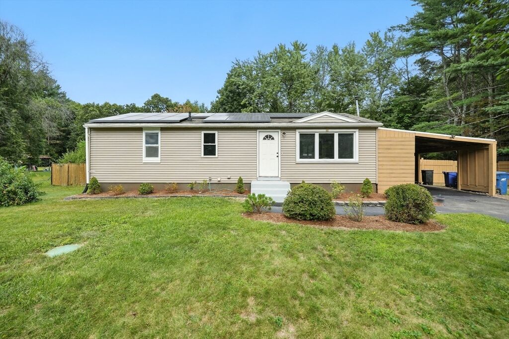 Property Photo: 4 Metacomet Cir MA 01007