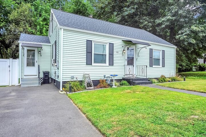 Property Photo:  40 Greenwich St  MA 01013 