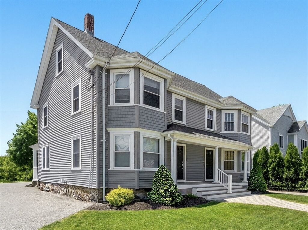 Property Photo: 381 Hunnewell St 381 MA 02494