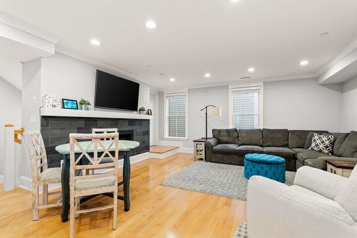 Property Photo:  893 E 2nd St 9  MA 02127 