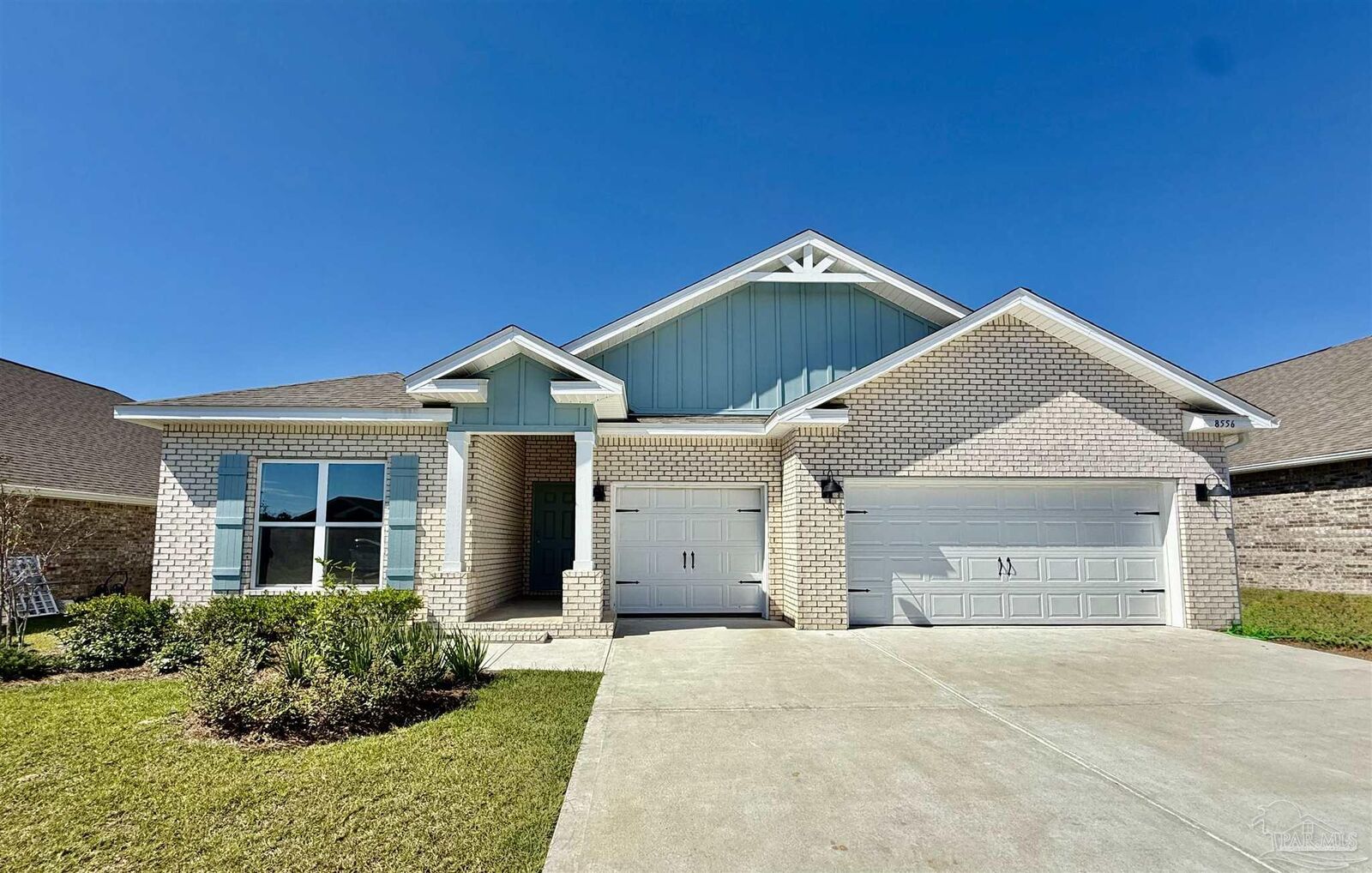 Property Photo:  8556 Bluebell St  FL 32583 