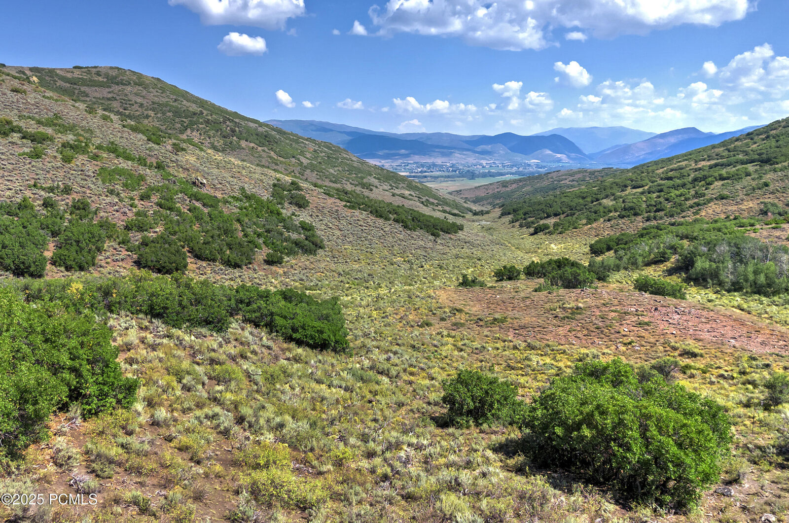 Property Photo:  1646 N Miles Hollow Road  UT 84036 