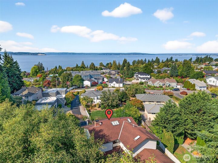 Property Photo: 3624 Upland Avenue WA 98203