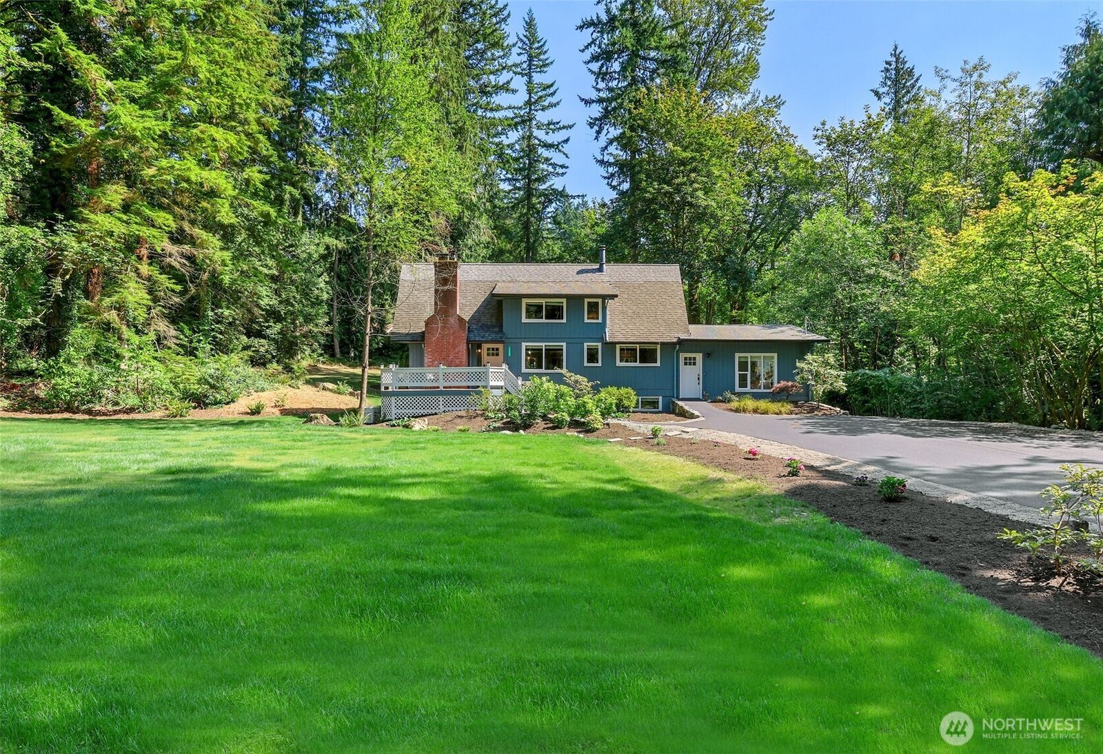Property Photo:  14530  262nd Avenue SE  WA 98027 