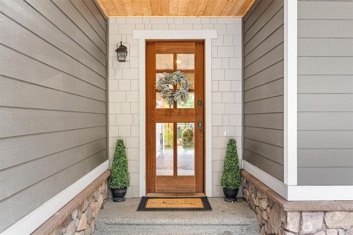 Property Photo: 2703 233rd Avenue SE WA 98290