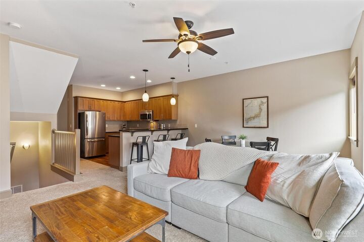 Property Photo: 2115 201st Place SE L2 WA 98012