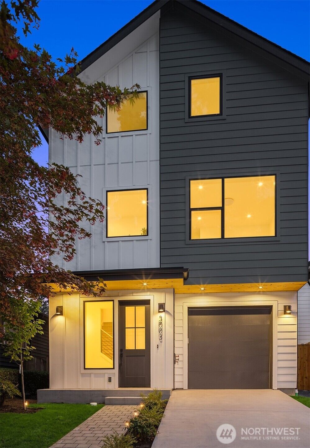 Property Photo: 3003 NE 88th Street WA 98115