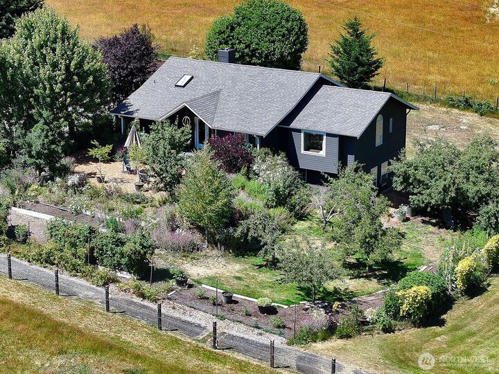 4635  Cherrystone Lane  Clinton WA 98236 photo