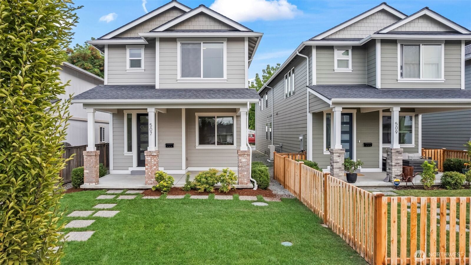 Property Photo: 507 15th Street SE WA 98372