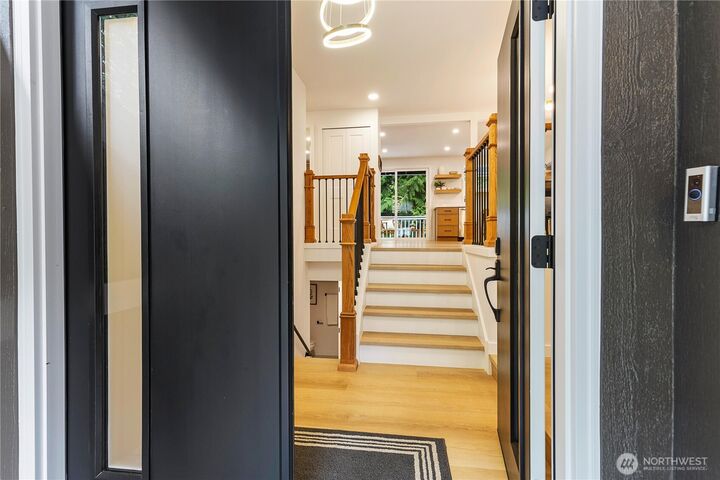 Property Photo:  19727  41st Avenue NE  WA 98155 