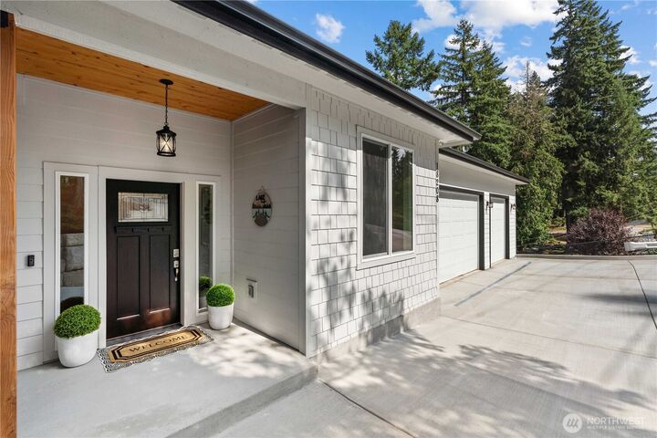 Property Photo:  18208  77th Street E  WA 98391 