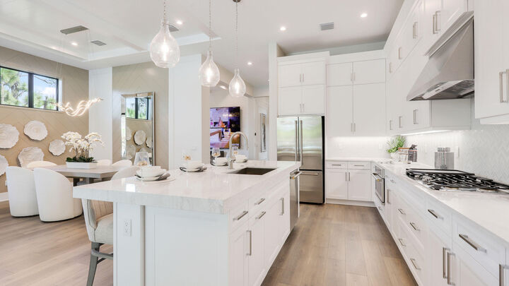 Property Photo: 1552 SE Blue Sky Place FL 34997