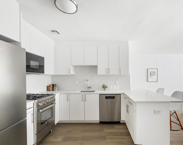 Property Photo: 315 7th Avenue 3C NY 10001