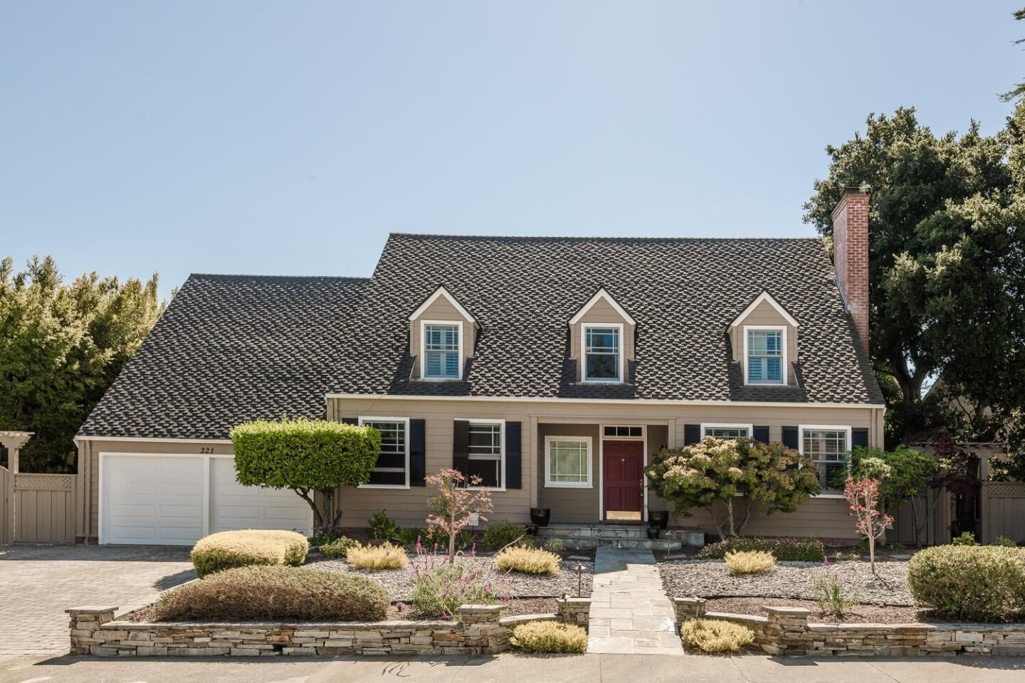 Property Photo: 221 Parrott Drive CA 94402