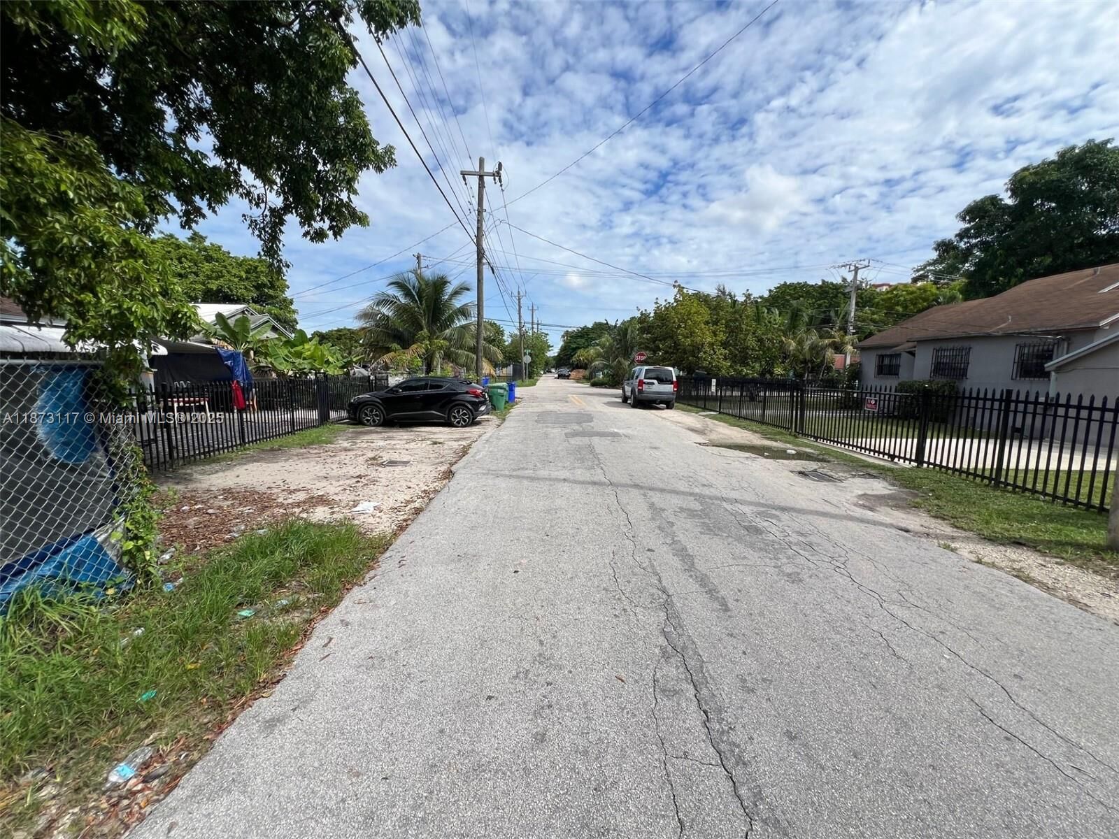 Property Photo:  7552 NE Miami Ct  FL 33138 