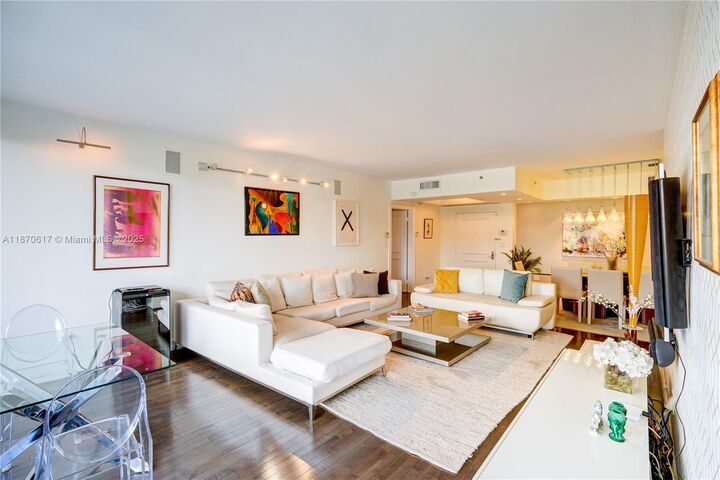 Property Photo:  2000 Island Blvd 710  FL 33160 
