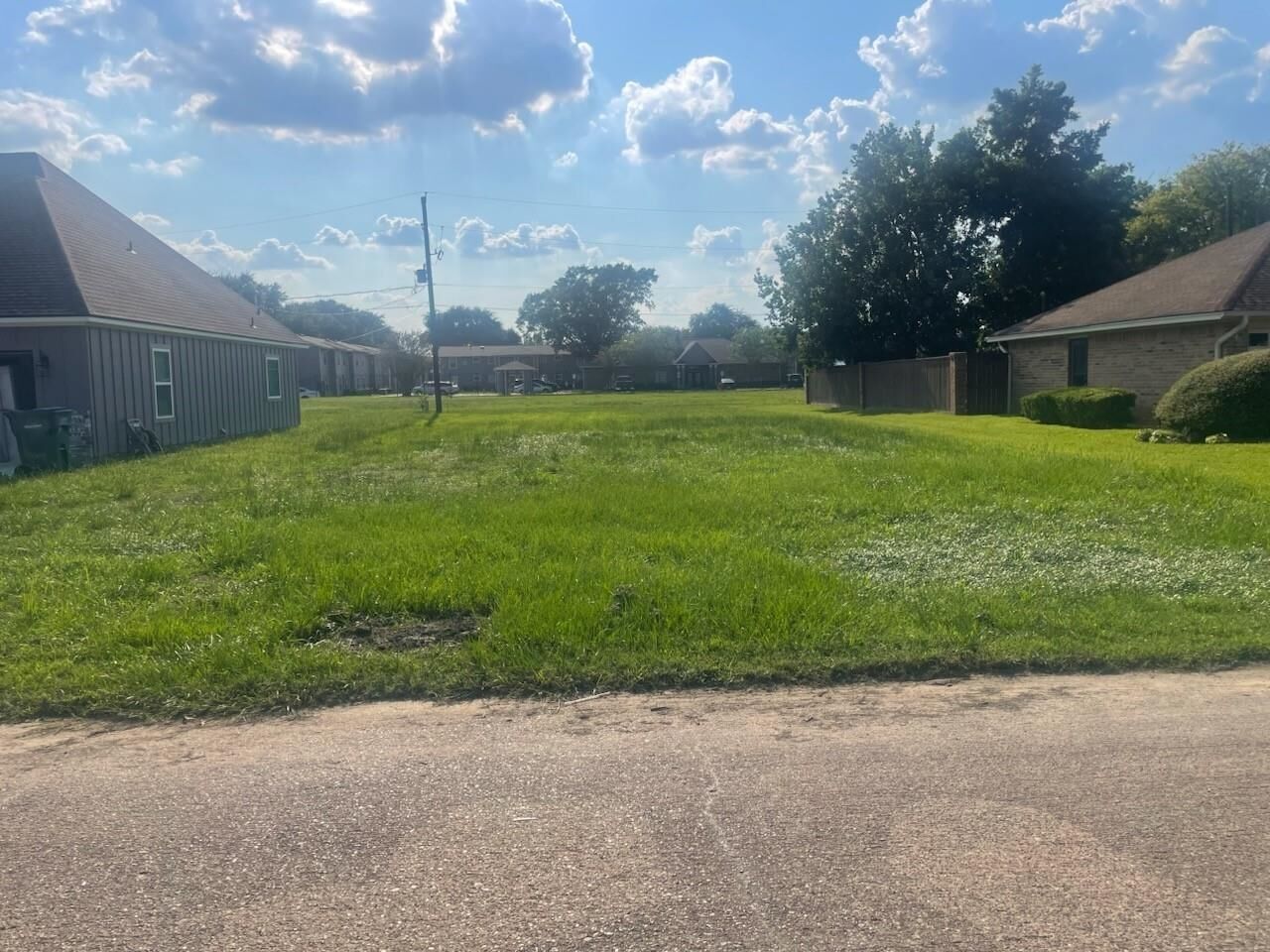 Property Photo:  4470 Beale St.  TX 77705 