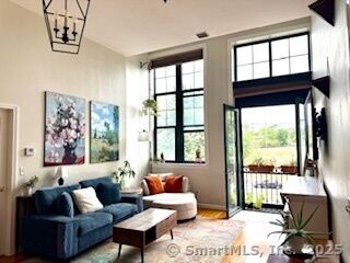 Property Photo:  1 Indian Neck Avenue Apt 13  CT 06405 
