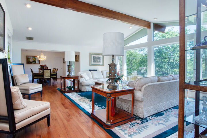 Property Photo: 124 High Ridge Road CT 06117