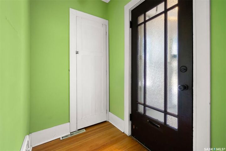 Property Photo:  3057 Retallack Street  SK S4S 1T3 