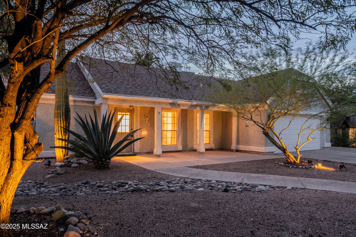 Property Photo:  1921 N Atwood Avenue  AZ 85745 