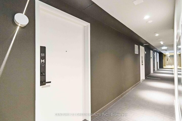 Photo de la propriété: 3900 Confederation Parkway 5111 ON L5B 0M3