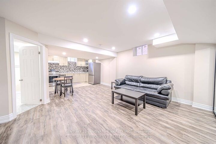 3145 Countess Crescent Bsmt  Mississauga ON L5M 0E2 photo
