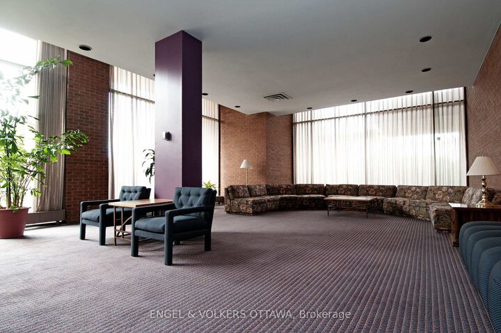 Property Photo: 40 Boteler Street 503 ON K1N 9C8